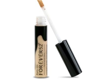 Daily Life Forever52 Complete Coverage Concealer | Easily Blendable, Natural Finish, Crease-Resistant & Buildable Coverage for Face Makeup