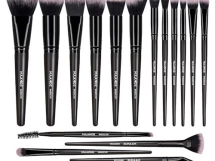 MAANGE 18 Pcs Premium Synthetic Make up Brushes Set Soft Foundation Powder Eyeliner Eye Shadow Makeup Brush Set Professional (Black)