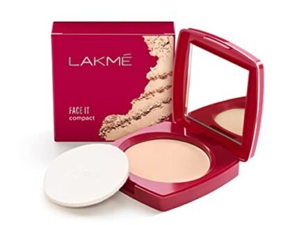 Lakme Forever Matte Compact, Smooth Finish, Lightweight Compact Powder That Lasts for 12 HrsFor A Natural Even Toned Look, Coral, 9g
