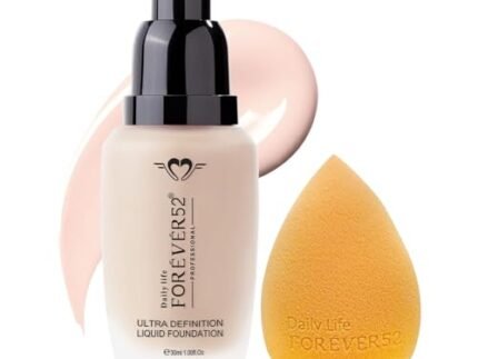 Daily Life Forever52 Ultra Definition Liquid Foundation + Makeup Sponge Combo | 24H High Coverage, Satin Finish | Lightweight, Long-Wear Base + Seamless Blending Tool