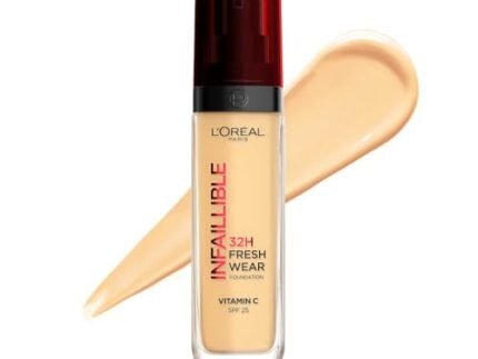 L’Oreal Paris Liquid Foundation, Infaillible 32H Fresh Wear, Oil Absorbing Formula, Transferproof, Heatproof and Long-lasting, Suitable for All Skin Types, 140 Golden Beige, 30ml
