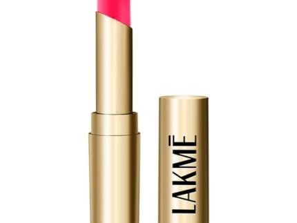 Lakme Absolute 3D matte lip color Lipstick, Romeo Red, 3.6 gm