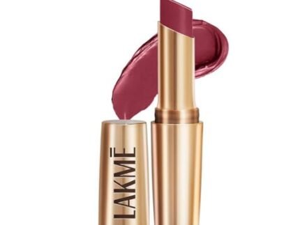 Lakme Powerplay Priming Matte Lipstick, Smooth Matte Finish, Lightweight Lipstick, Smudgeproof, Lasts 16hrs, Hydrates Lips, Maroon Mix, 3.6g