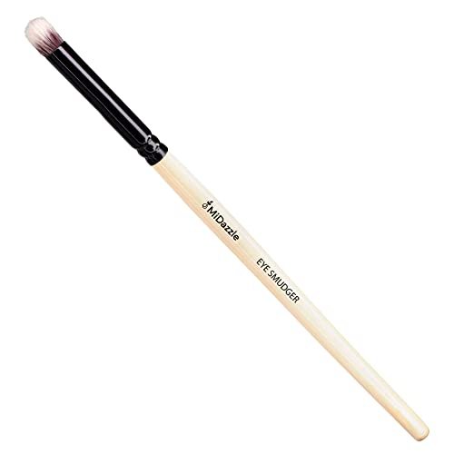 Midazzle Premium Wooden Eye Smudger Brush (MIMB00513) Midazzle Premium Wooden Eye Smudger Brush (MIMB00513)