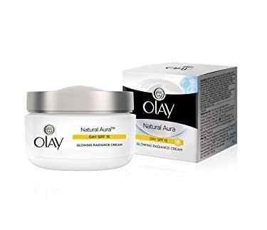 Olay Natural Aura Day Cream with SPF 15 | Glowing Radiance Cream | With Niacinamide and Vitamin E | Normal, Oily, Dry, Combination Skin | 50g