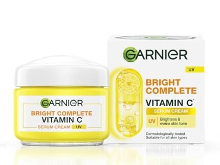 Garnier Skin Naturals Bright Complete Vitamin C Serum UV Cream, Vitamin C Day Cream for Sun Protection and Skin Brightening - Suitable For all Skin Types, 45g