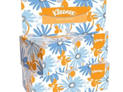 Kleenex 60038 2 ply Facial Tissue Flat Box, 200 Pulls, Pack of 3 (Total 600 Sheets)