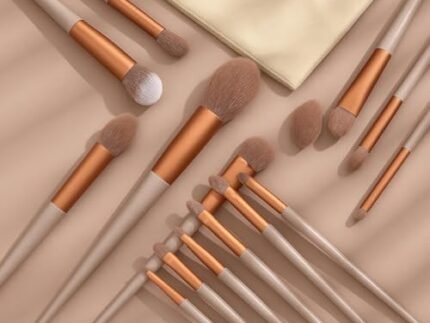 13-Piece Professional Makeup Brush Set with Soft Synthetic Bristles for Foundation, Blush, Eyeshadow, Contour & Highlight – Travel-Friendly Cosmetic Brushes Kit with Pouch – Ideal for Beginners & Pros