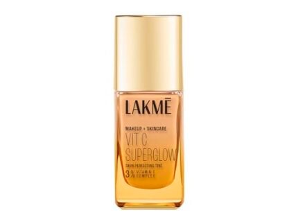 Lakme Makeup+Skincare VitC Superglow Skin Perfecting Tint Warm Crème W120 25ml