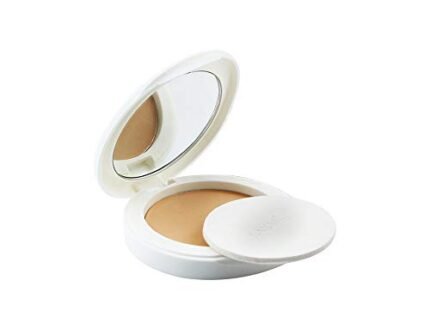 Lakme Perfect Radiance Natural, Matte Finish Compact Powder, Ivory Fair 01, 8 grams