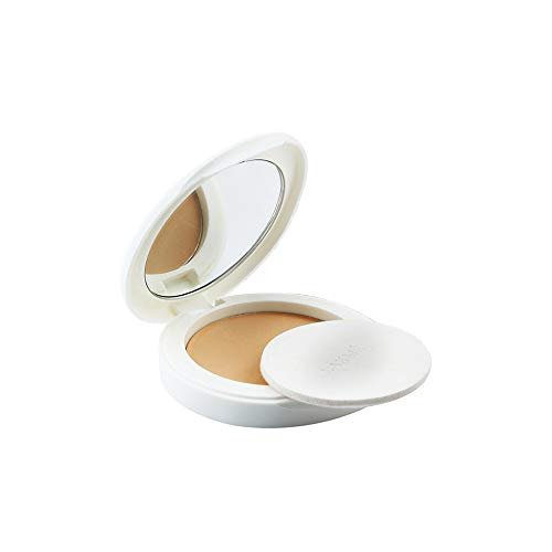 Lakme Perfect Radiance Natural, Matte Finish Compact Powder, Ivory Fair 01, 8 grams Lakme Perfect Radiance Natural, Matte Finish Compact Powder, Ivory Fair 01, 8 grams