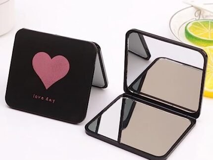 Mockery Acrylonitrile Butadiene Styrene (ABS) Travel Makeup Mirror,Handheld Folding Compact Mirror,Compact Mirror For Purses Travel For Women Girls-Heart Style (Black,1Pcs,Tabletop Mount,Framed)