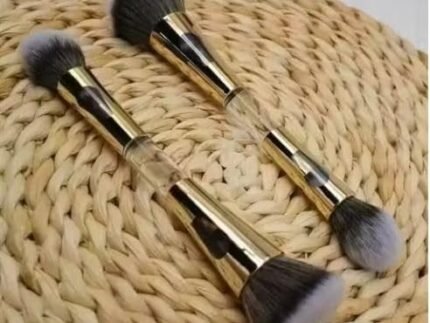 4 in1 Makeup Brush Makeup Brush For Women,girl Cosmetic Makeup Brushes Included Lip Brush, Highlight Brush, Eyeshadow Brush & Foundation Brush