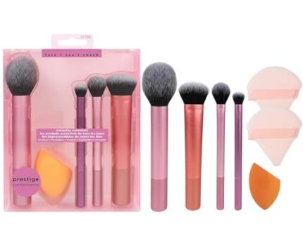 7-Piece Everyday Essentials Makeup Brush Set – Includes 4 Brushes, 1 Blending Sponge & 2 Triangle Powder Puffs for Foundation, Blush, Contour, Bronzer, Eyeshadow & Setting Powder – Travel-Friendly, Cruelty-Free Beauty Gift Set