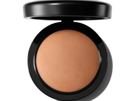 MAC Mineralize Skinfinish Natural Dark Deep, .35 oz, Boxed by Fixbub