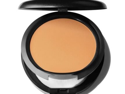 MAC Studio Fix Powder Plus Foundation NC44.5