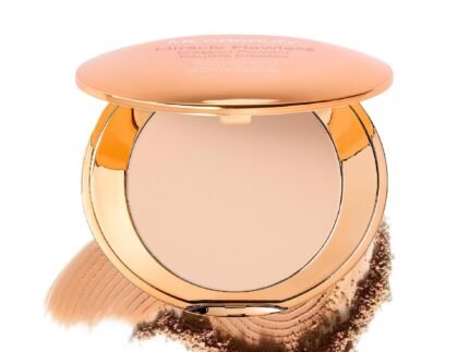MCoBeauty Miracle Flawless Pressed Powder – 1 Light