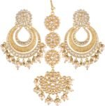 Aheli Kundan & Lariya Studded Maangtikka & Chandbali Earrings Set