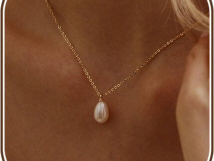 Gold Pearl Necklaces for Women,Dainty Gold Pendant Necklaces Pearl Jewelry