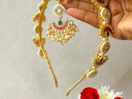 Kundan Headband Sabyasachi Inspired Indian Hairband with Attached Maang Tika/Borla, Matha patti Sheeshpatti Tikka & Scented Gajra Scrunchies Hair Accessory Women (Full headband)